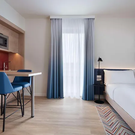 Hampton By Hilton Celle