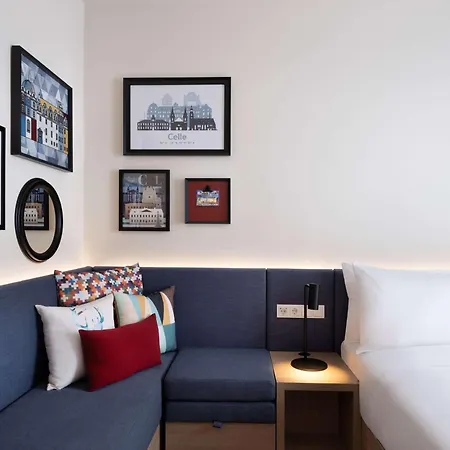 Hampton By Hilton Hotel