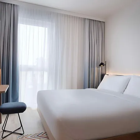 Hampton By Hilton Hotel 3*