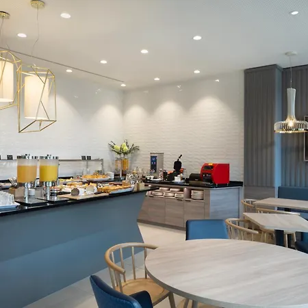 Hotel Hampton By Hilton Celle