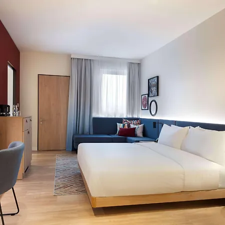 Hampton By Hilton Hotel