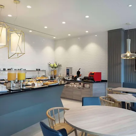 Hampton By Hilton 3*