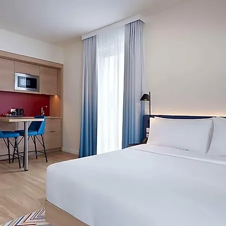 Hampton By Hilton 3* Celle