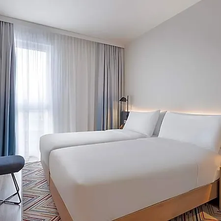 Hampton By Hilton Hotel