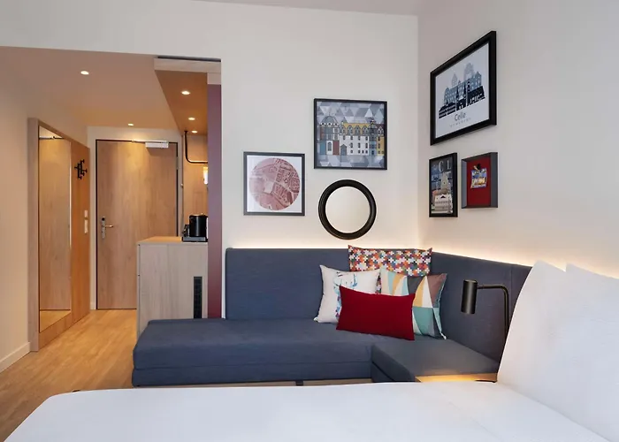 Hampton By Hilton 3*