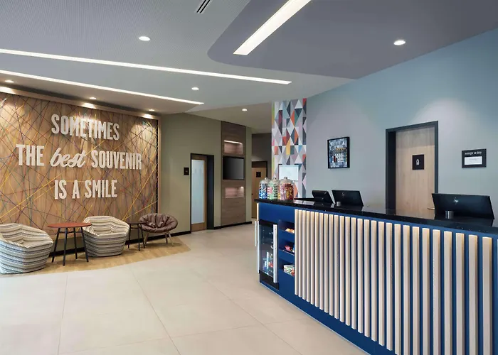 Hampton By Hilton Hotell 3*