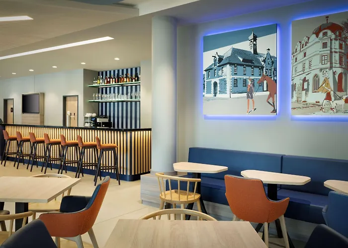 Hampton By Hilton 3*